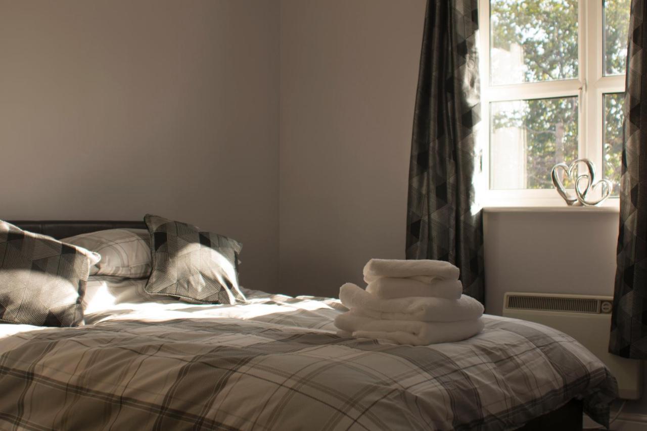 The Bell Apartment. Modern, Stylistic & Luxurious Falkirk Extérieur photo